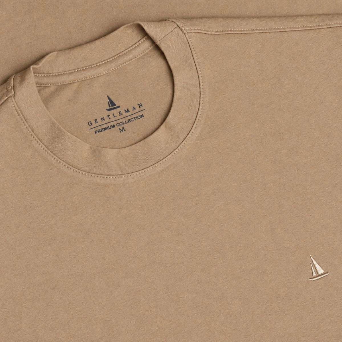 T-SHIRT PREMIUM GOLA MEDIA