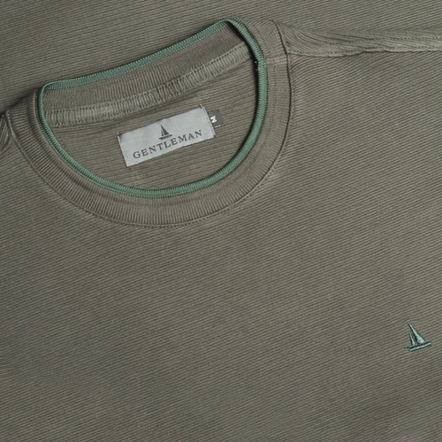 T-SHIRT TEXTURA ELASTANO