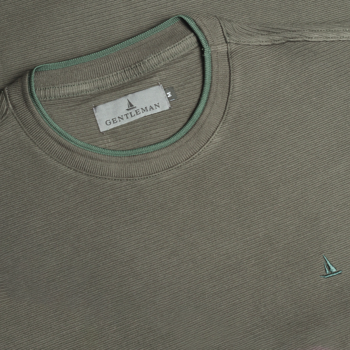 T-SHIRT TEXTURA ELASTANO