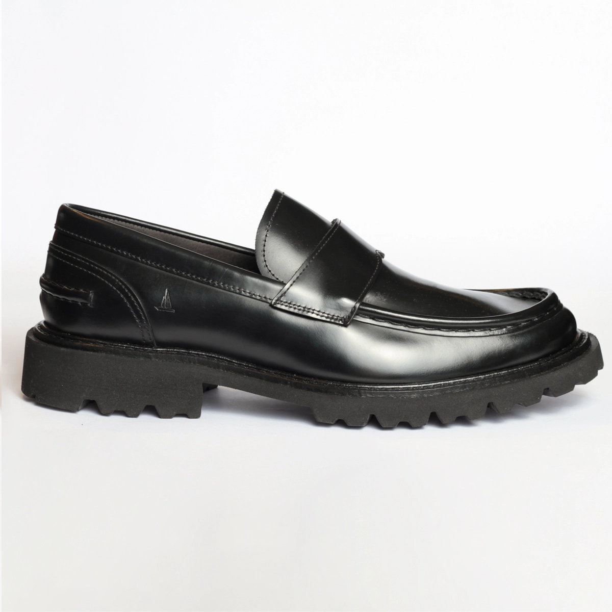 SAPATO LOAFER WINDSOR