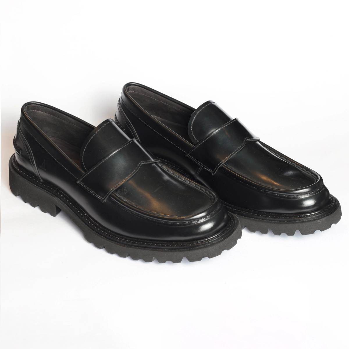 SAPATO LOAFER WINDSOR