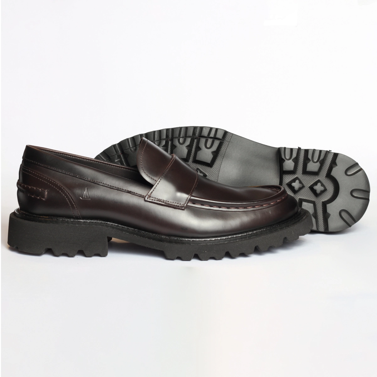 SAPATO LOAFER WINDSOR